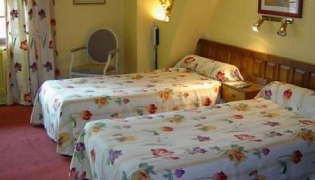 Hotel Le Ratelier Montaigut-sur-Save Camera foto