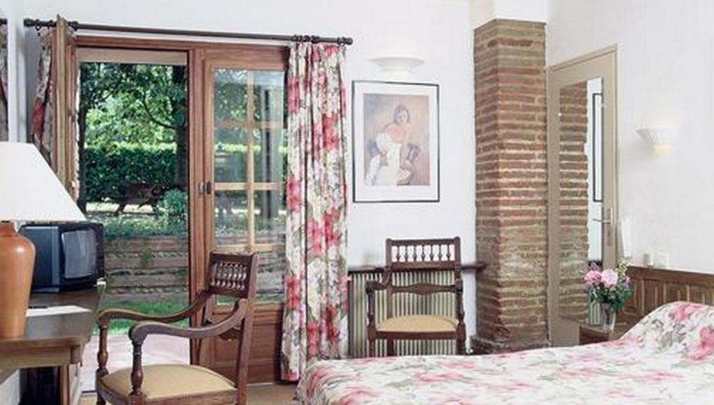 Hotel Le Ratelier Montaigut-sur-Save Camera foto